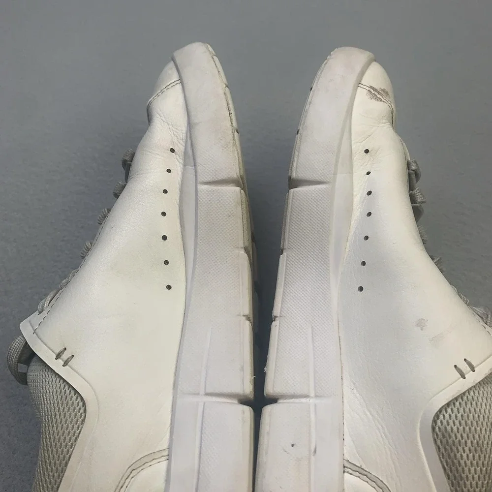 On The Roger Advantage Shoes Womens Size 8.5 White Tennis Sneakers 48.99452